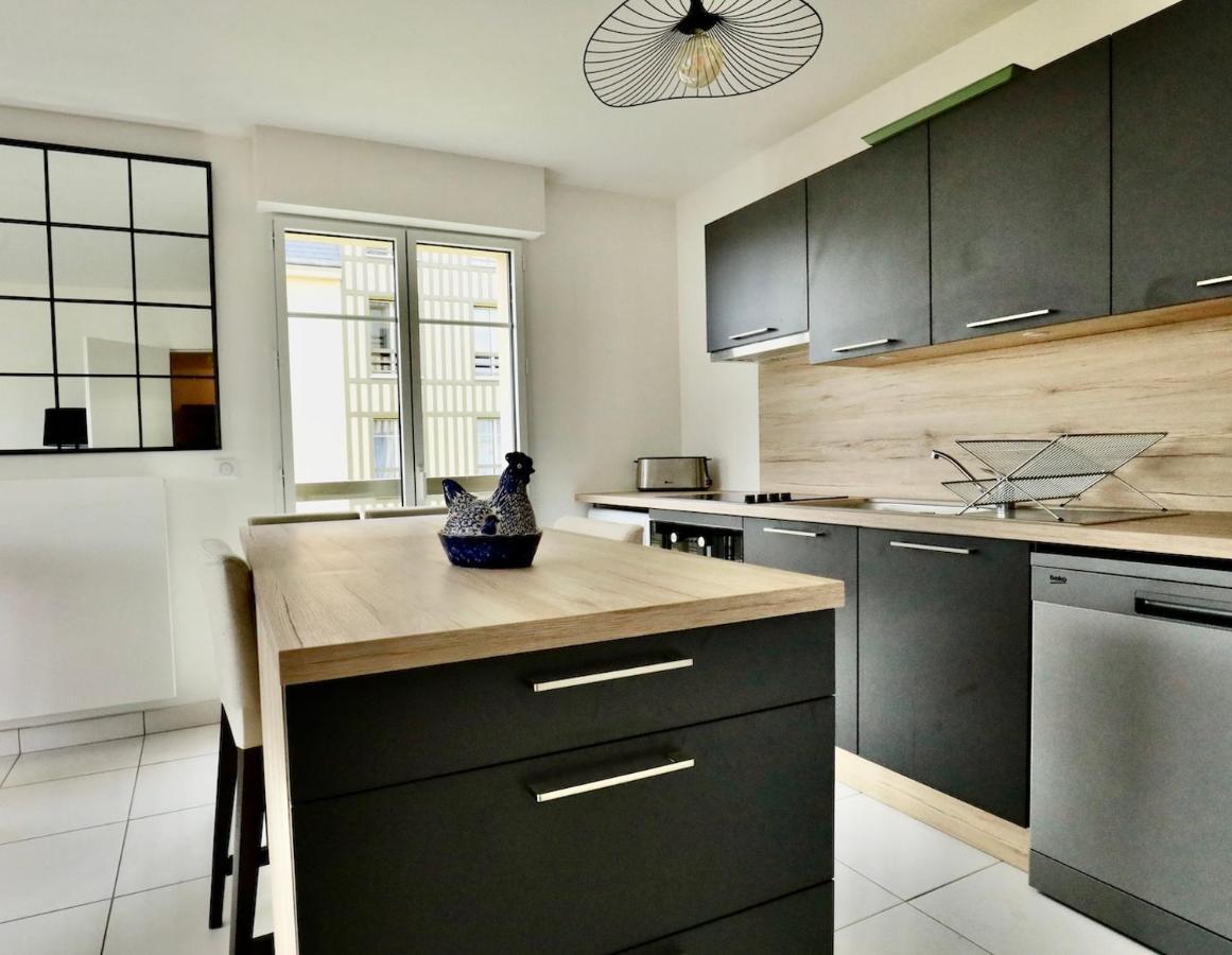 Appartement Des Arts ドーヴィル エクステリア 写真